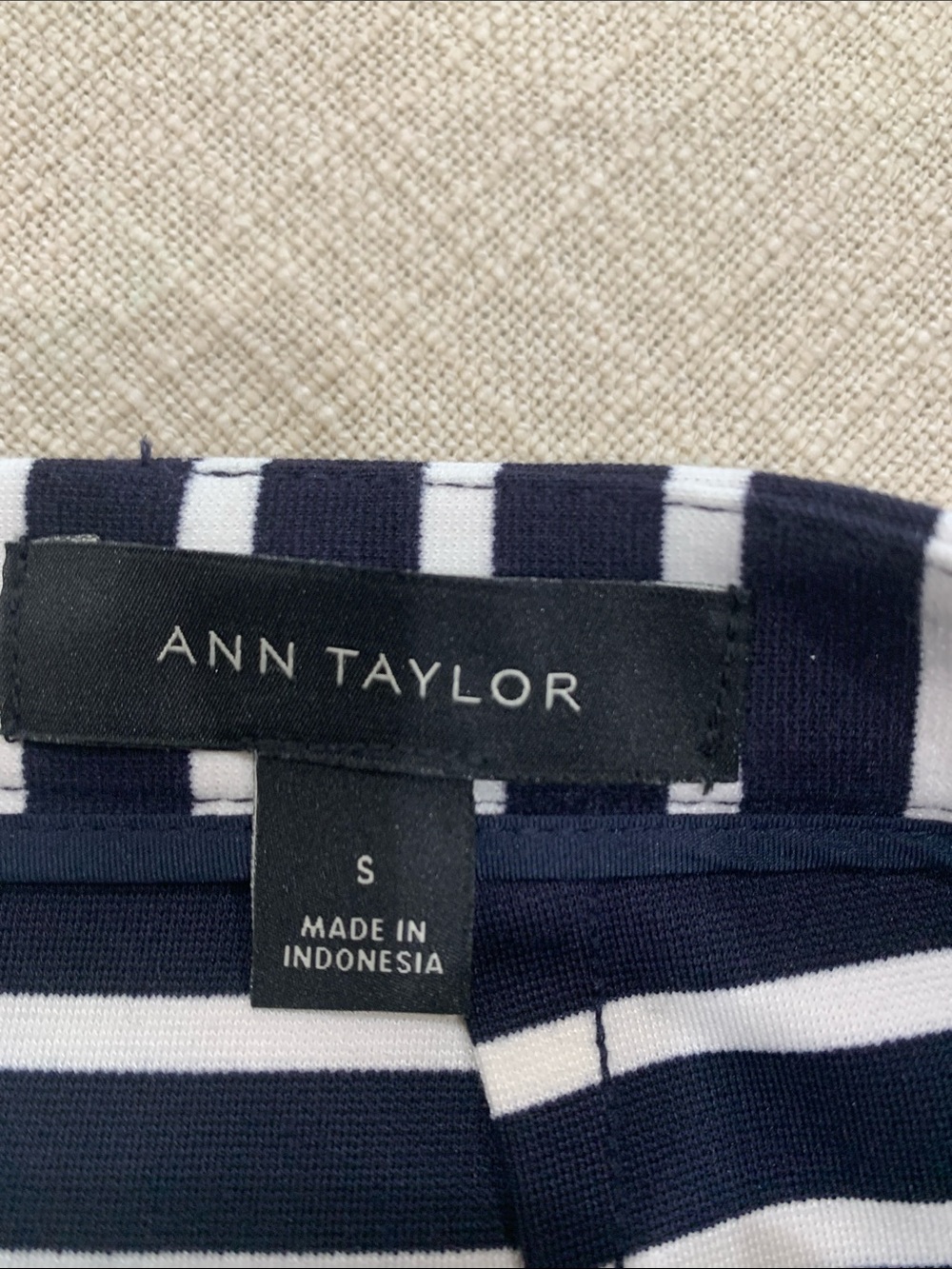 Ann Taylor size Small skirt 
Black and white stripes 
Wrap around - Picture 3 of 5